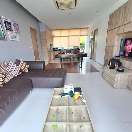 Beachtown Cha-Am Private Poolvilla From Beach 2Km Bagian luar foto