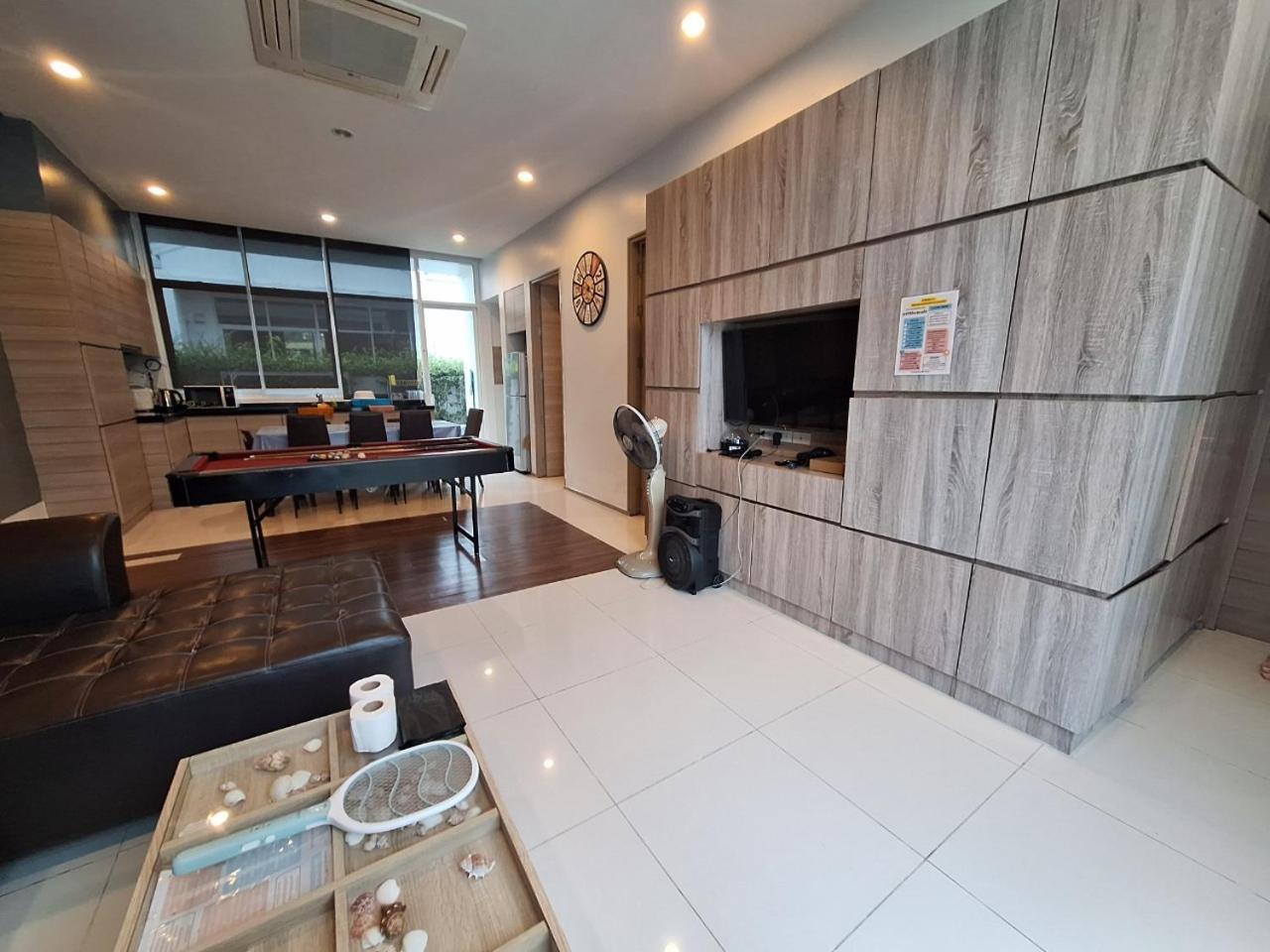 Beachtown Cha-Am Private Poolvilla From Beach 2Km Bagian luar foto