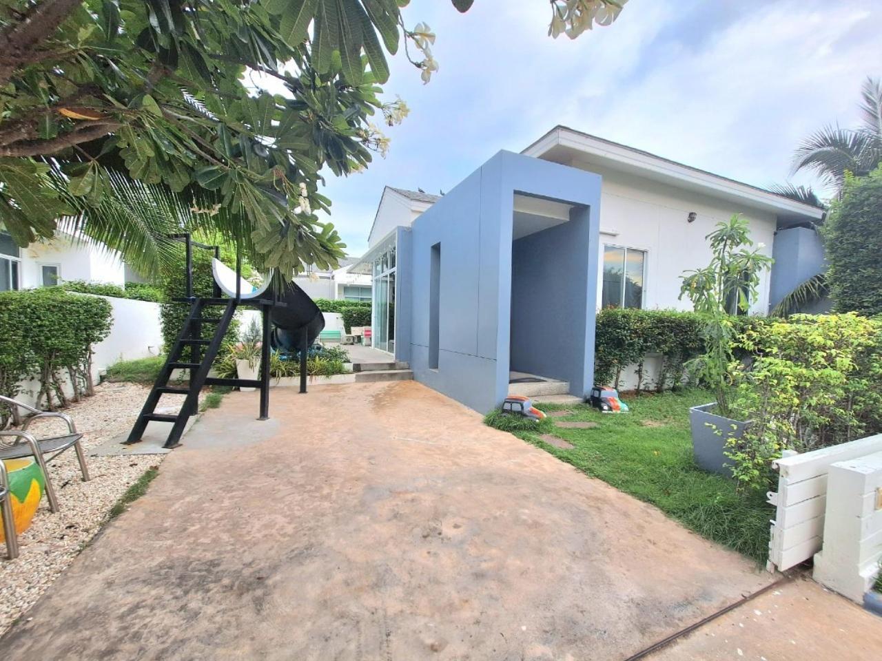Beachtown Cha-Am Private Poolvilla From Beach 2Km Bagian luar foto